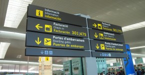 barcelona-airport-el-prat-signs