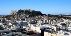 average minimum salary athens greece