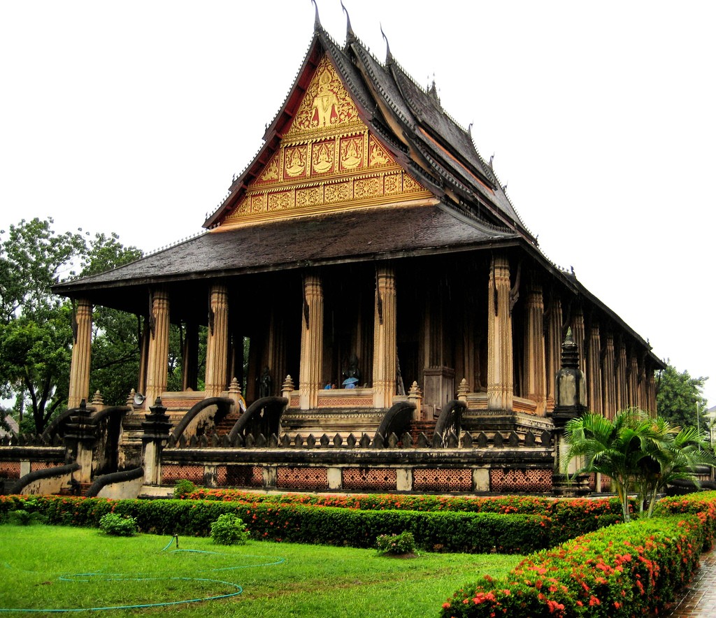 vientiane-laos-minimum-salary