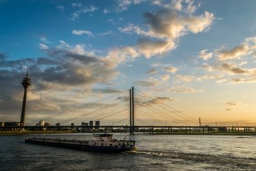 where to stay in dusseldorf germany hotels