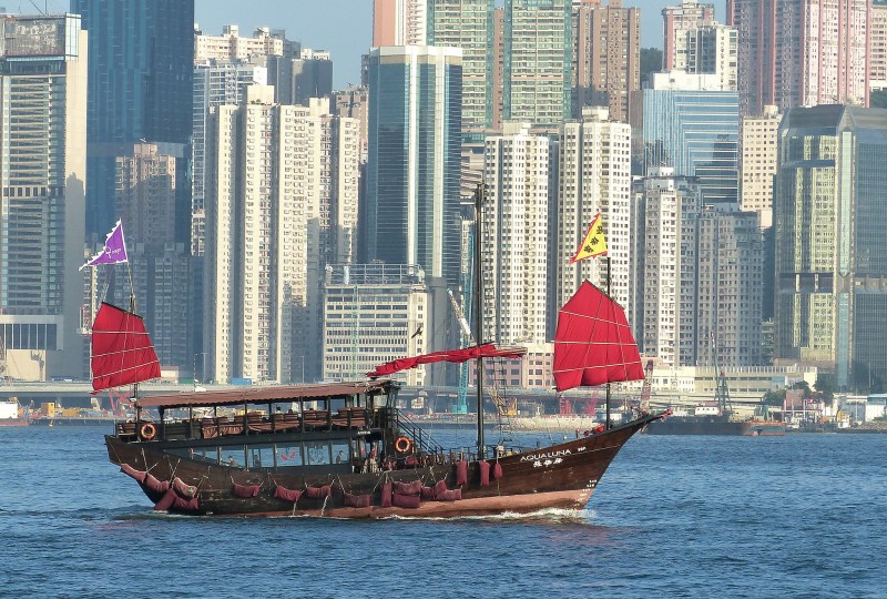 hong kong boat