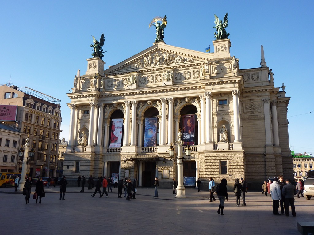 lviv-opera