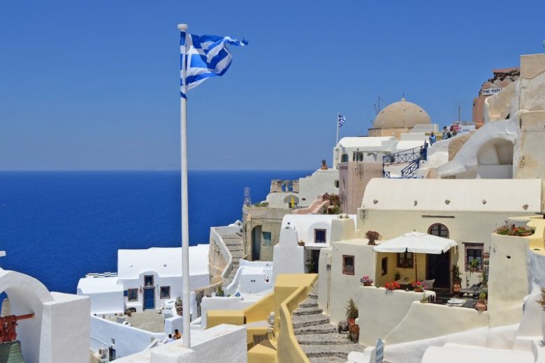 retire in greece