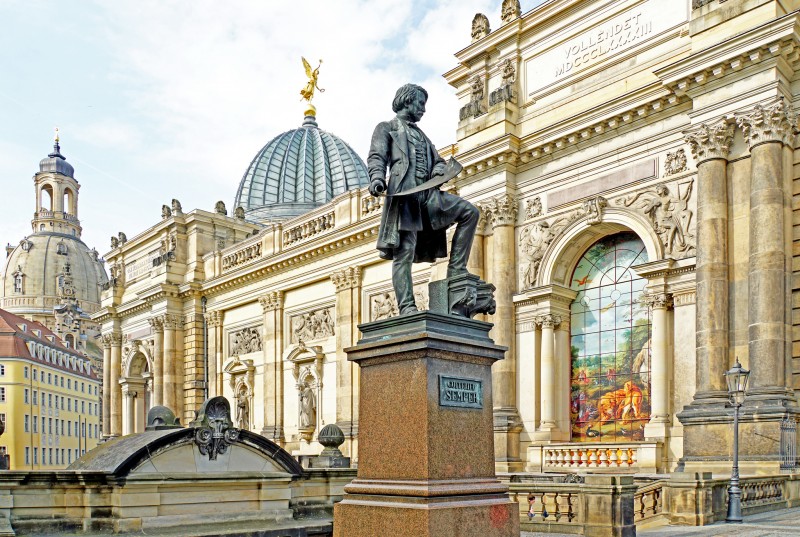 where to stay in dresden