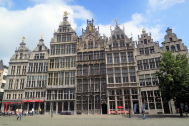 where to stay in antwerp