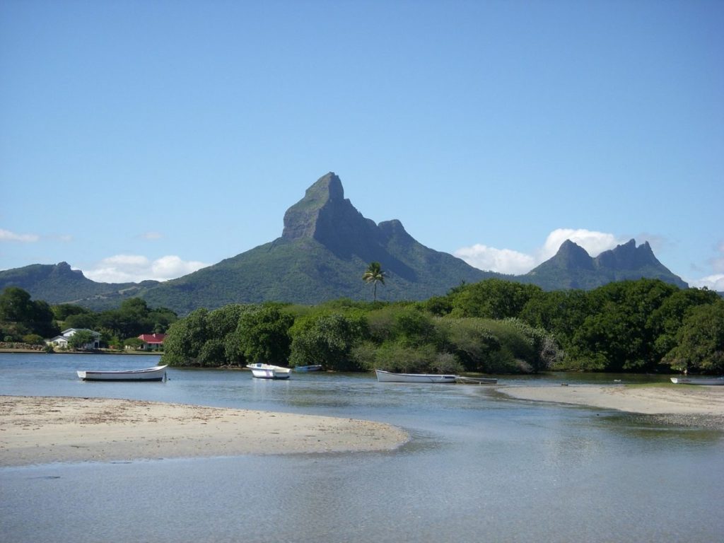 mauritius beach island