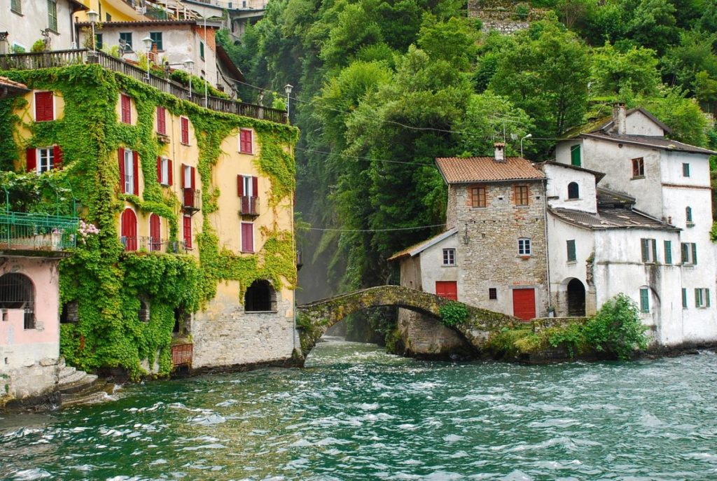 where to stay in lake como