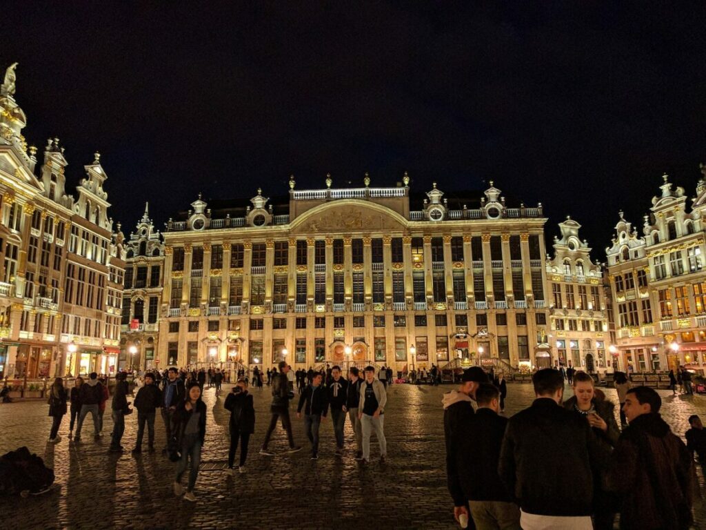 brussels by night