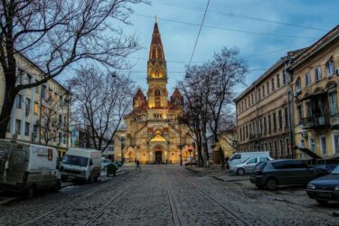 best places to learn russian
